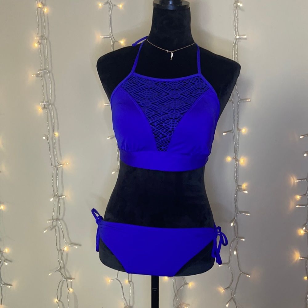 Mossimo swimsuit 2 piece!💕 A-3